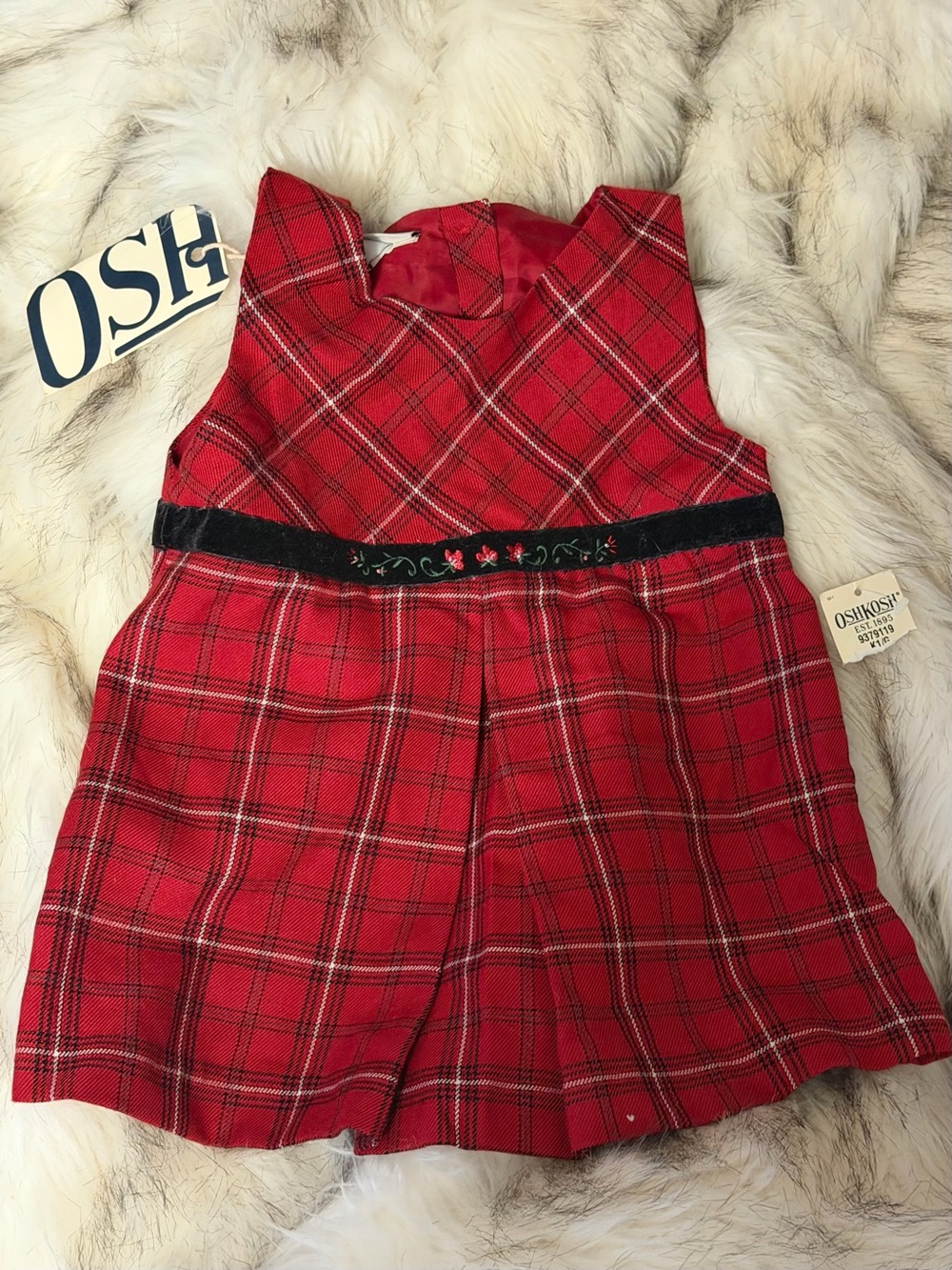 NWT OshKosh Red Plaid Holiday Dress with Embroidered Waist